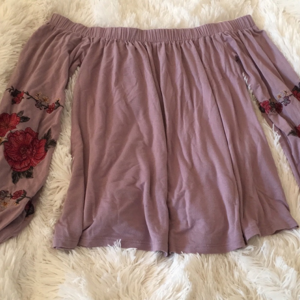 American Eagle off the shoulder rose top
